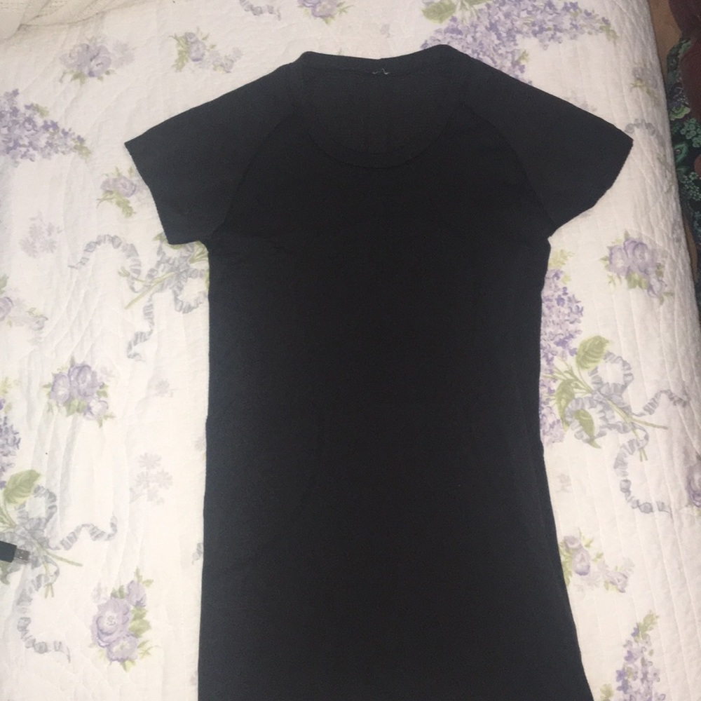 Lululemon Swiftly Tech Short Sleeve Shirt